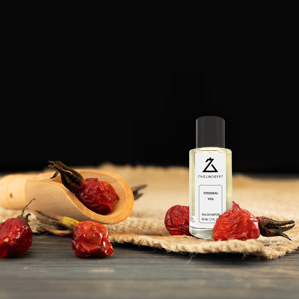 Zwillingsduft Ethereal Veil Eau de Parfum – Warmer, würziger Duft mit Noten von Hagebutte und natürlichen Essenzen, inspiriert von erdiger Eleganz und Sinnlichkeit